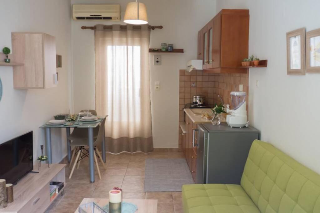 Ferienwohnung Beautiful House With Garden Nea Alikarnassos Exterior foto